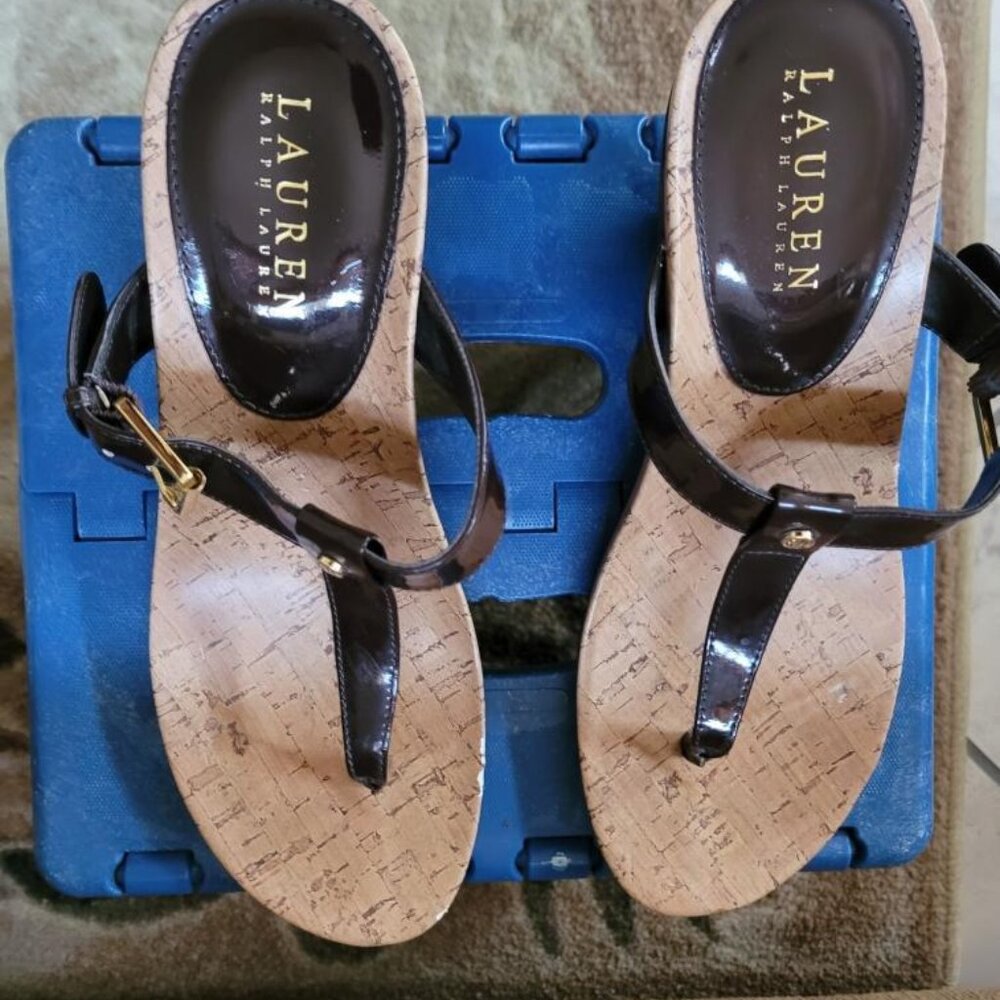 Shoe, sandle
